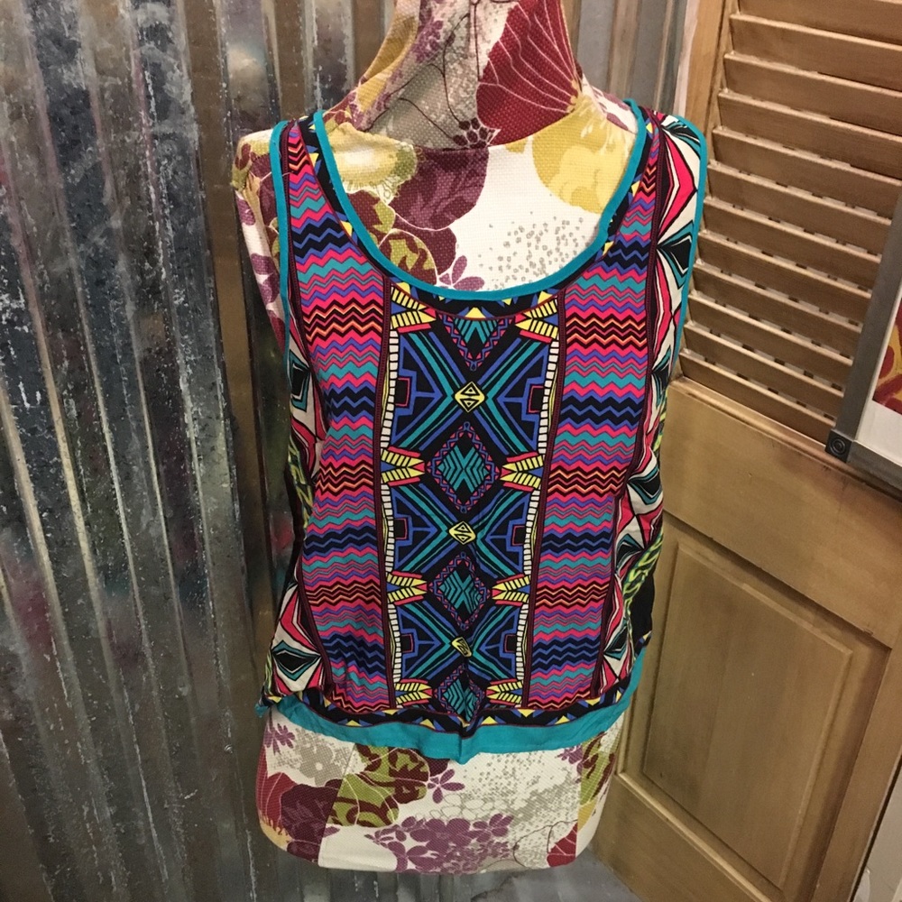 Flying Tomato • Boho Racer Back Tank Sz Small